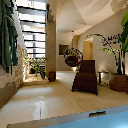 La Maison - Private Wellness オストゥーニ エクステリア 写真