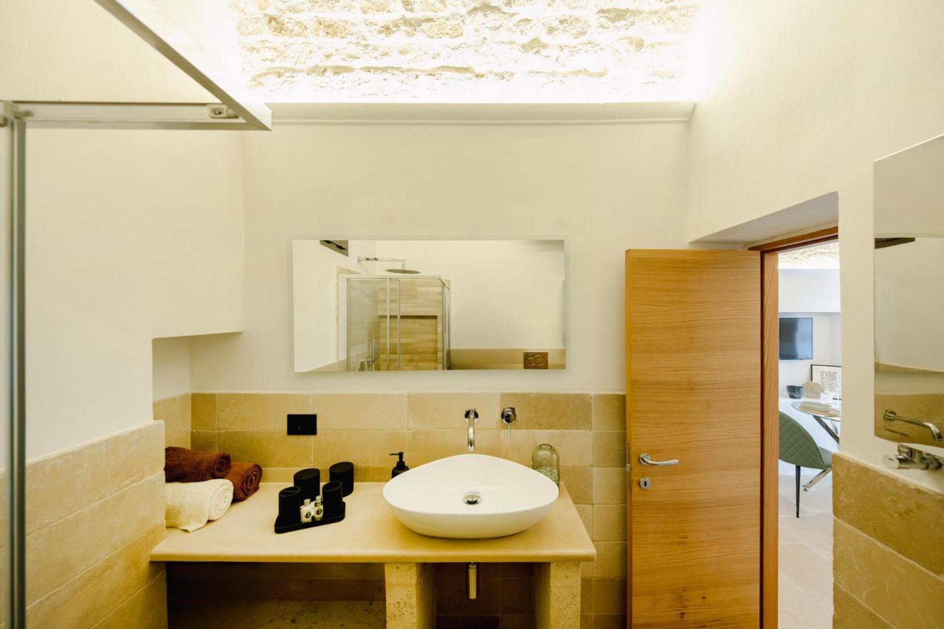 La Maison - Private Wellness オストゥーニ エクステリア 写真