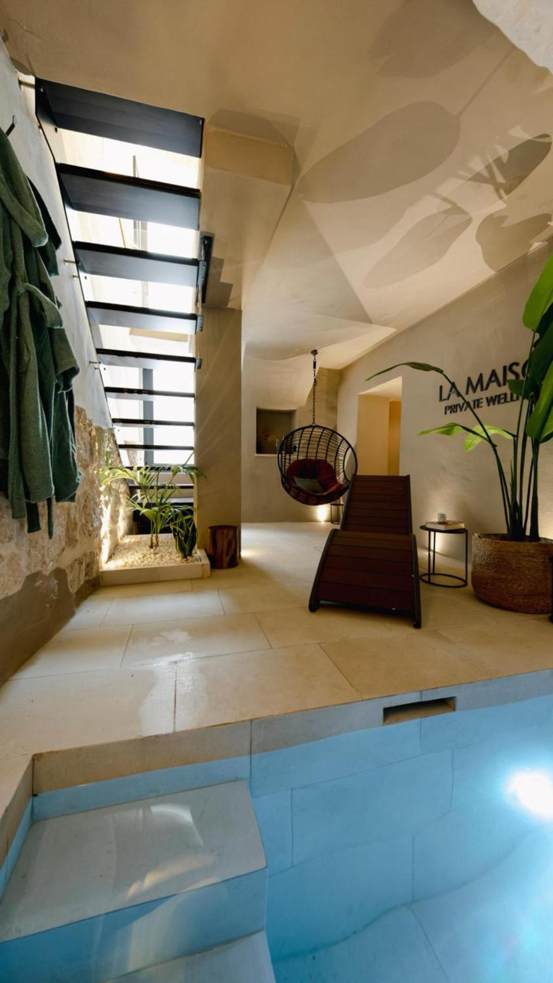 La Maison - Private Wellness オストゥーニ エクステリア 写真