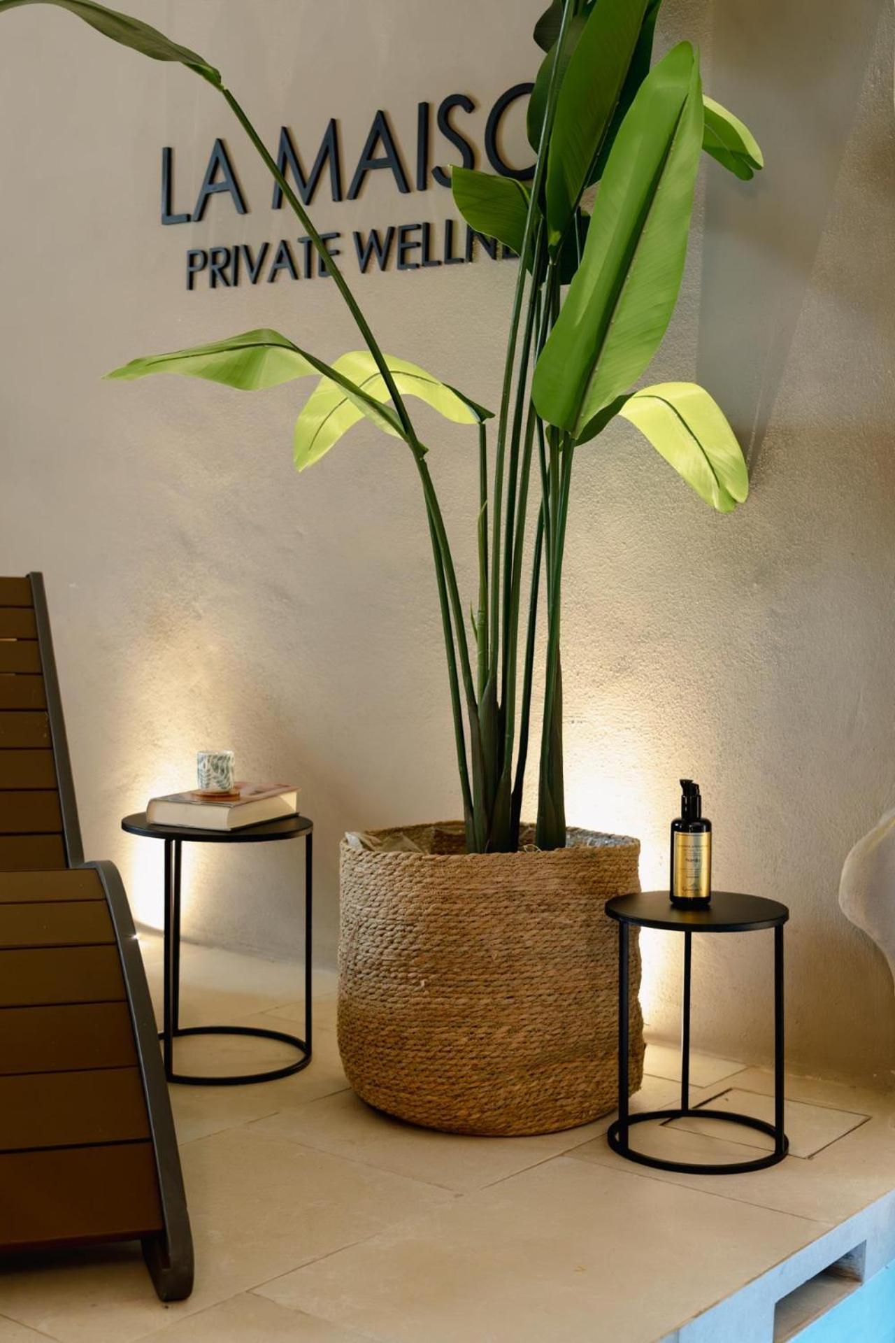 La Maison - Private Wellness オストゥーニ エクステリア 写真